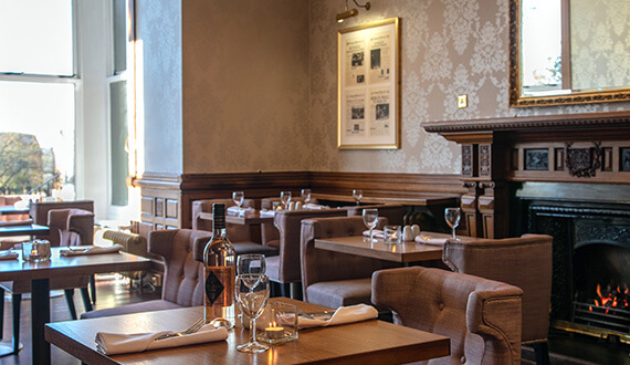 the-oaks-hotel-quills-restaurant