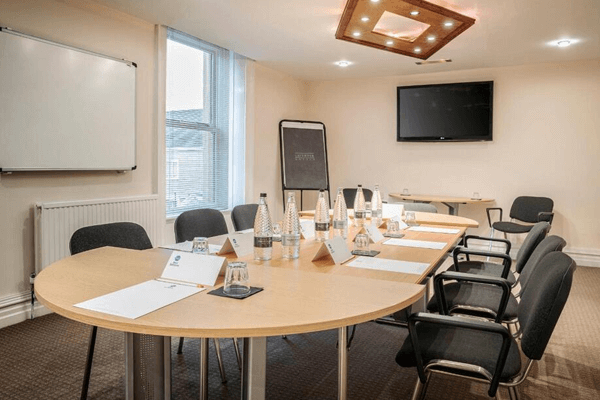 Oaks Hotel | Oakleigh Suite Oaks Hotel | Oakleigh Suite