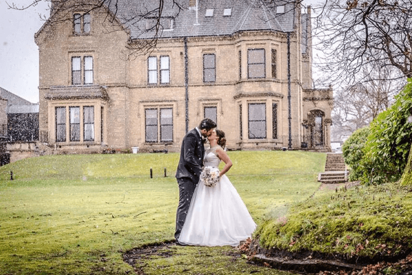 the-oaks-hotel-weddings-settings-2